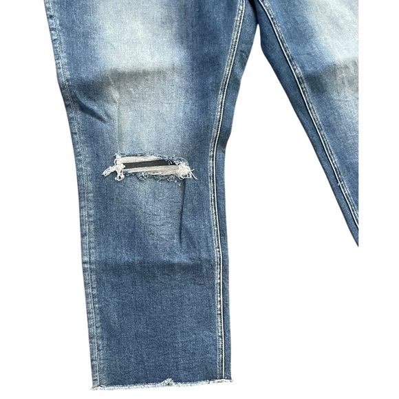 VERVET Carlene New Mid Rise Slim Straight Blue Jeans Women's Size 22 Distressed - Picture 2 of 8